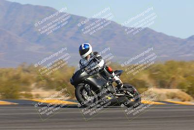 media/Feb-04-2023-SoCal Trackdays (Sat) [[8a776bf2c3]]/Turn 9 Side (130pm)/